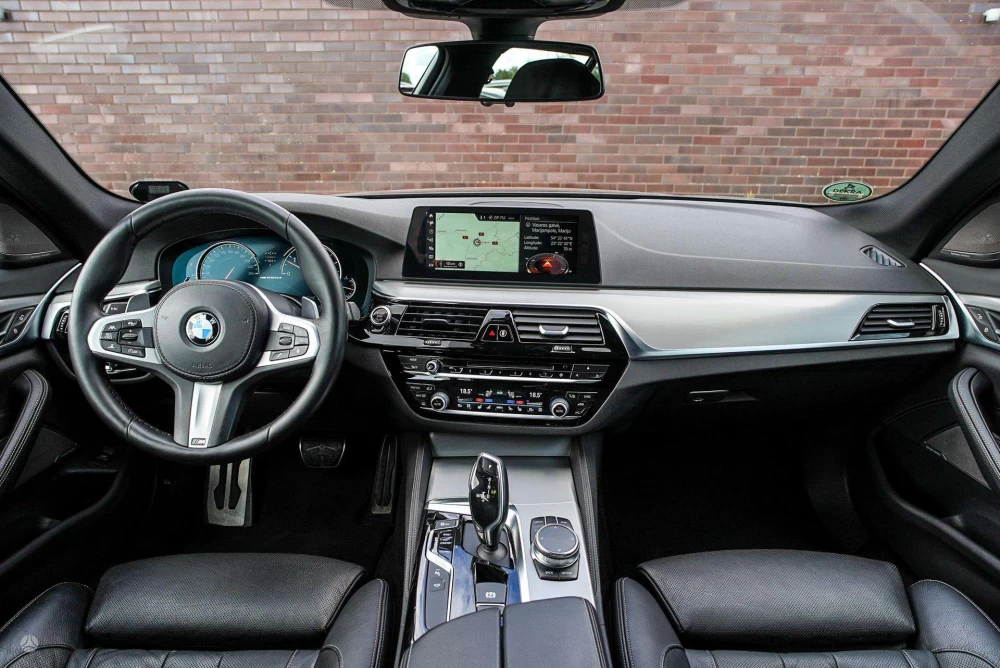 2018 BMW M550 – nuotrauka 13
