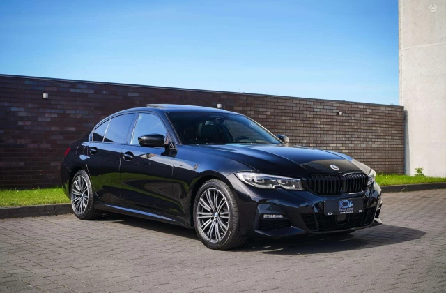 2021 BMW 320