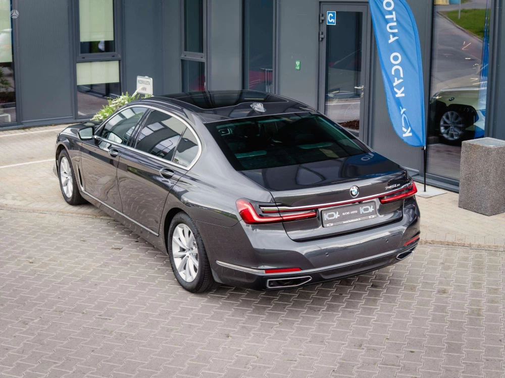 2020 BMW 745 – nuotrauka 8