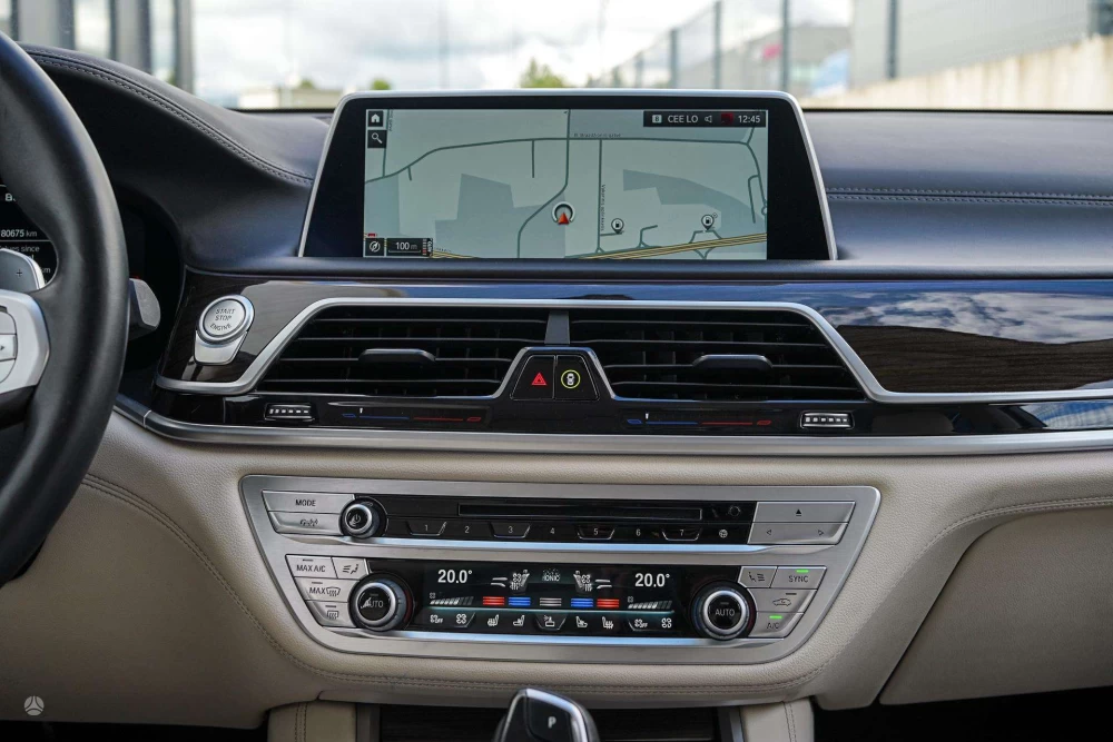 2021 BMW 730 – nuotrauka 21