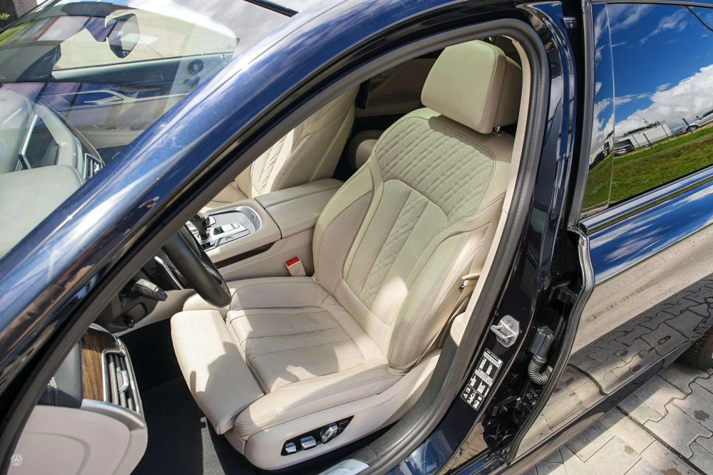 2021 BMW 730 – nuotrauka 27