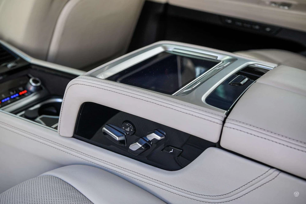 2021 BMW 730 – nuotrauka 41