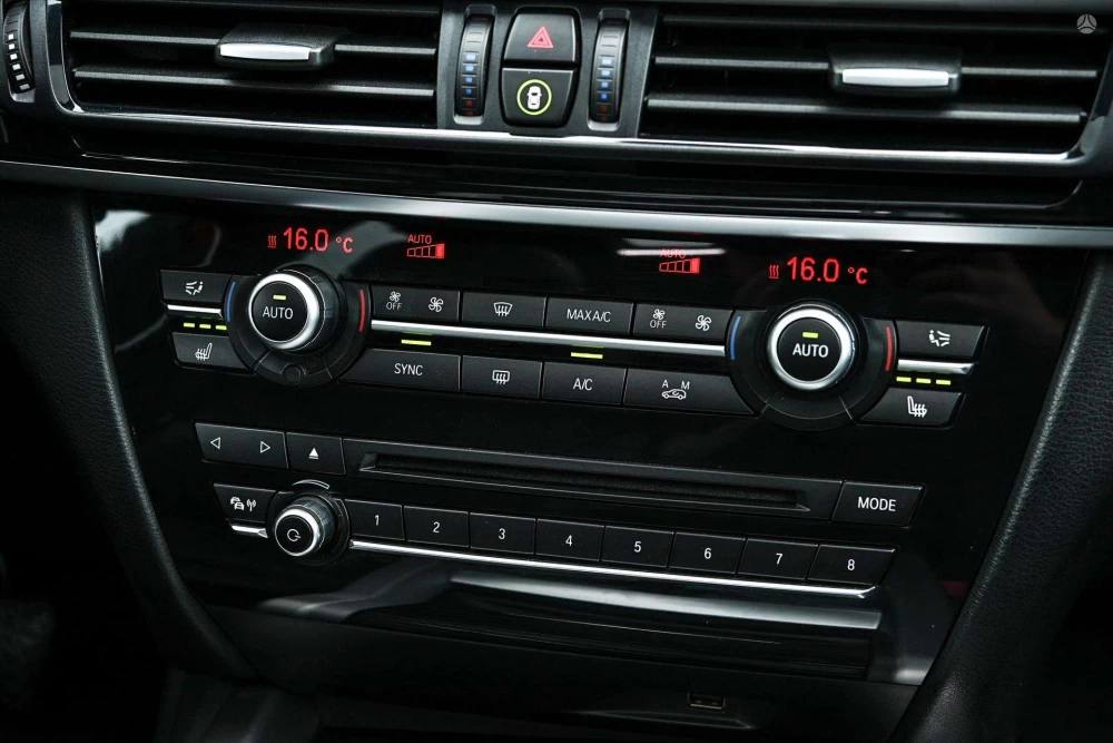 2017 BMW X5 – nuotrauka 24