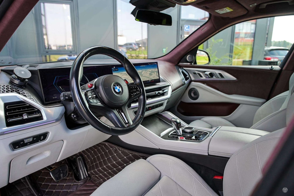 2023 BMW XM – nuotrauka 31