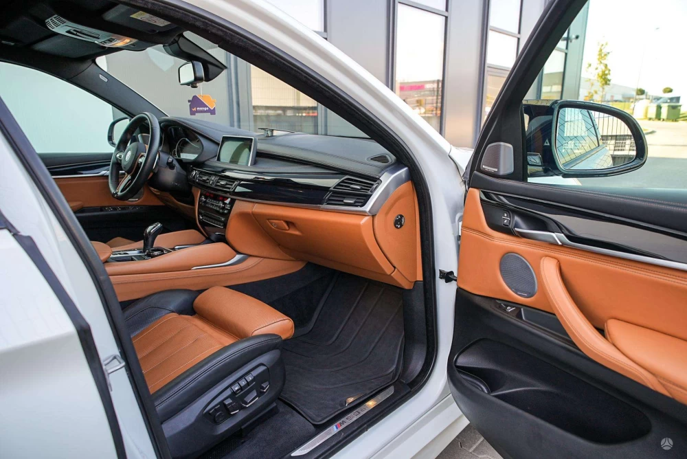 2015 BMW X6 – nuotrauka 40