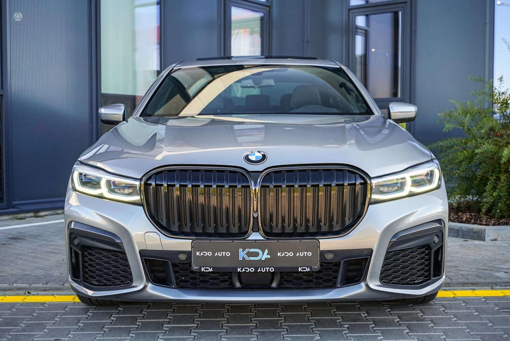 2020 BMW 730 – nuotrauka 2