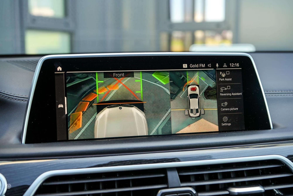 2020 BMW 730 – nuotrauka 16