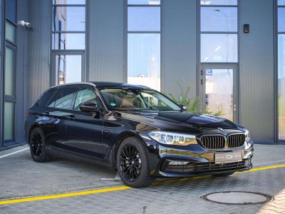 2018 BMW 525