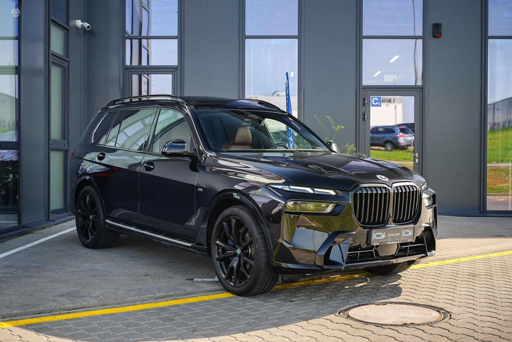 2023 BMW X7 – nuotrauka 1