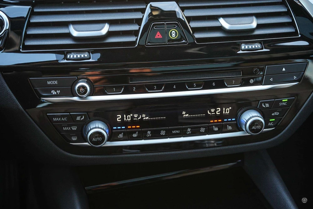 2019 BMW 520 – nuotrauka 18