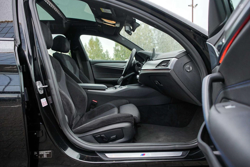 2017 BMW 530 – nuotrauka 39