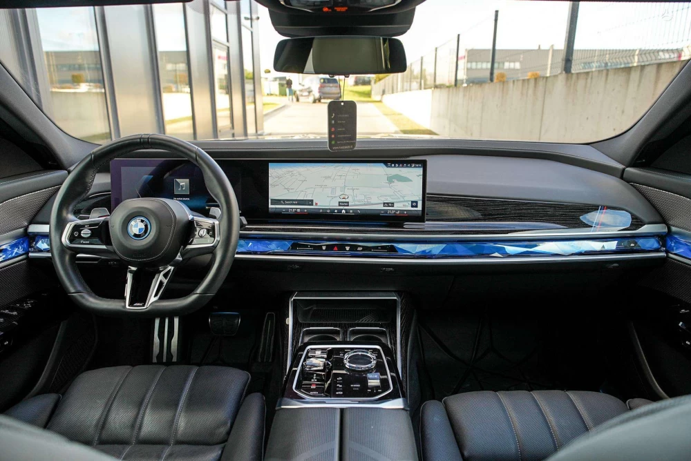 2024 BMW 750 – nuotrauka 14