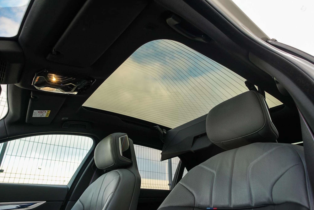 2024 BMW 750 – nuotrauka 25