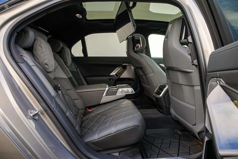 2024 BMW 750 – nuotrauka 46
