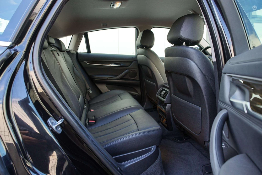 2015 BMW X6 – nuotrauka 32