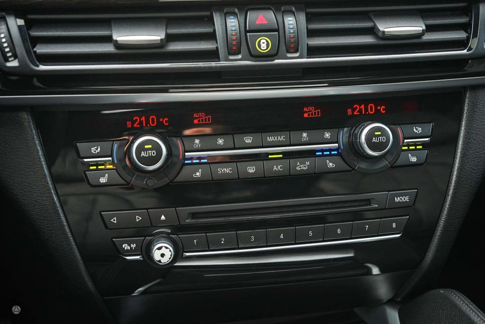 2015 BMW X6 – nuotrauka 19