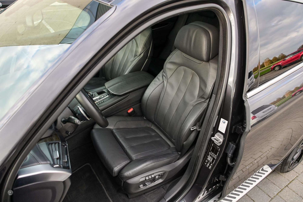 2015 BMW X6 – nuotrauka 25