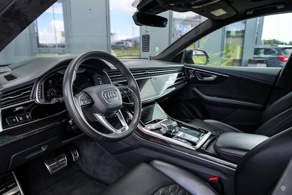 2020 Audi RS Q8 – nuotrauka 29