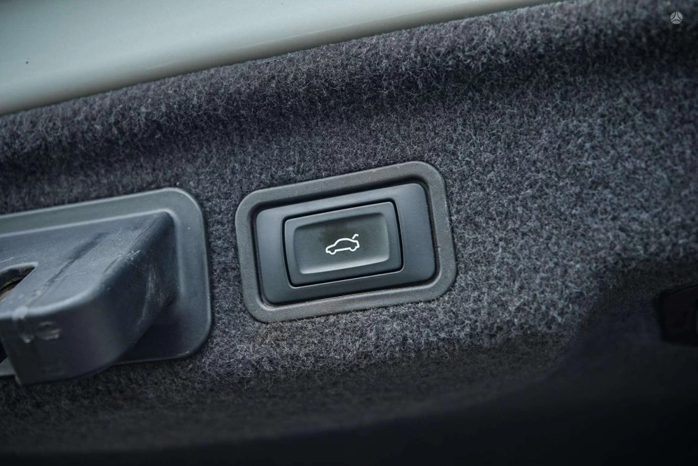 2014 Audi S8 – nuotrauka 16