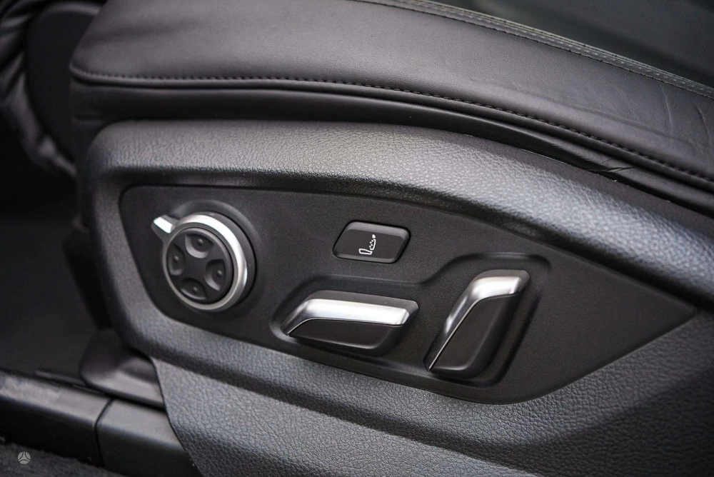 2015 Audi Q7 – nuotrauka 30