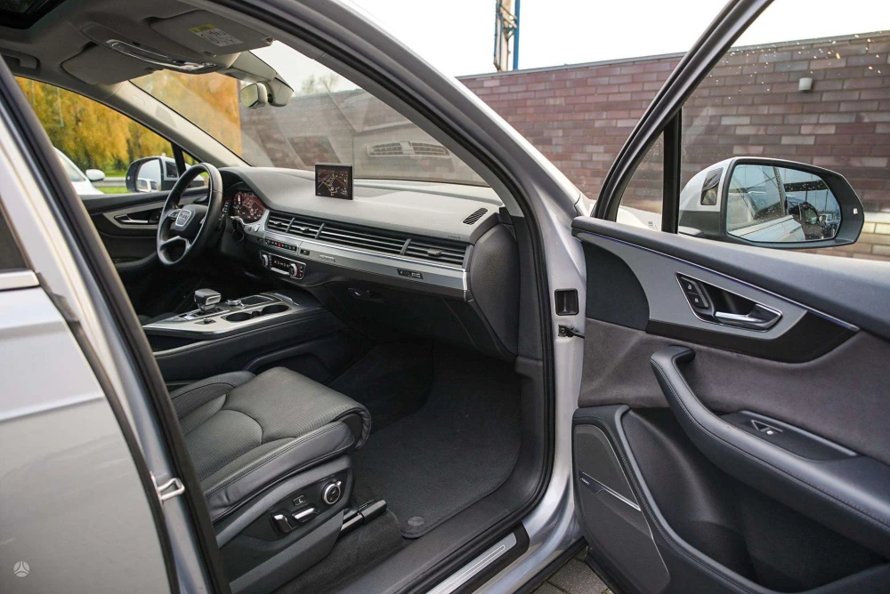 2015 Audi Q7 – nuotrauka 43