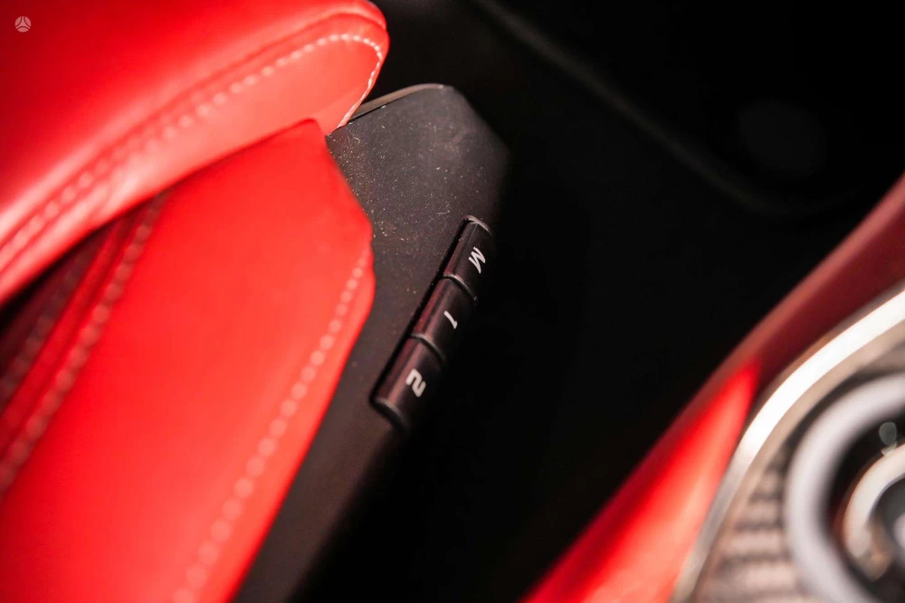 2016 Mclaren 570S – nuotrauka 33