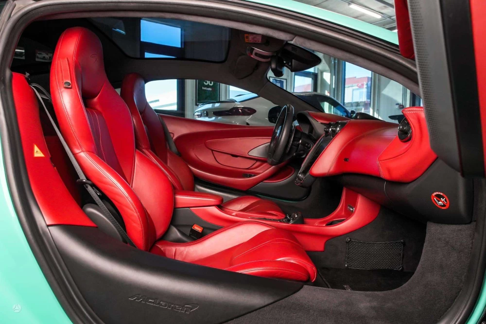 2016 Mclaren 570S – nuotrauka 40
