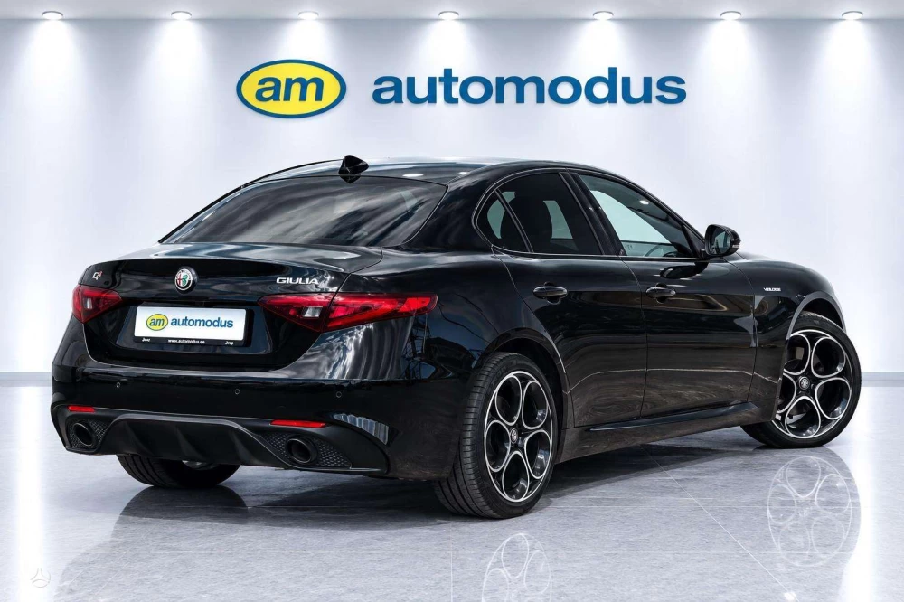 2022 Alfa Romeo Giulia – nuotrauka 2