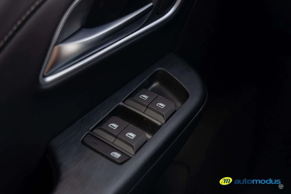 2025 MG ZS – nuotrauka 18
