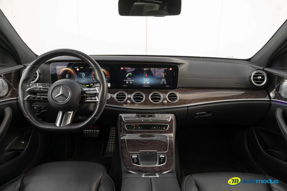 2020 Mercedes-Benz E300 – nuotrauka 9