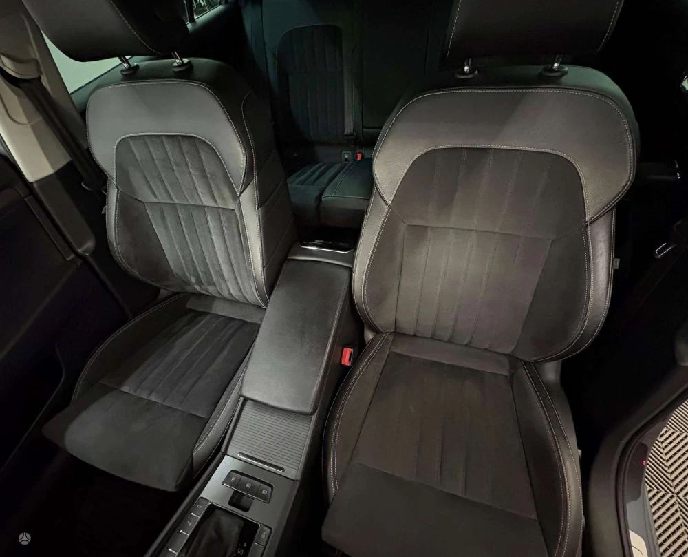2019 Skoda Superb – nuotrauka 30