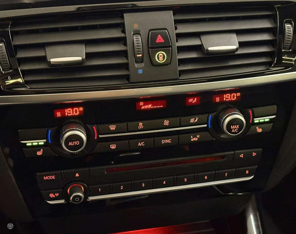 2016 BMW X3 – nuotrauka 27