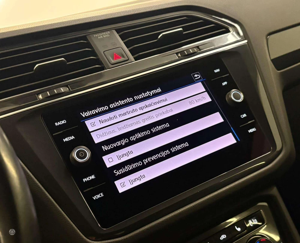 2020 Volkswagen Tiguan – nuotrauka 33