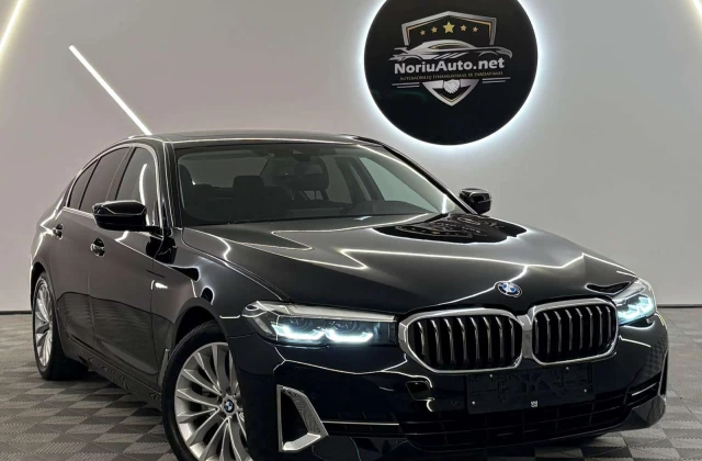 2021 BMW 520