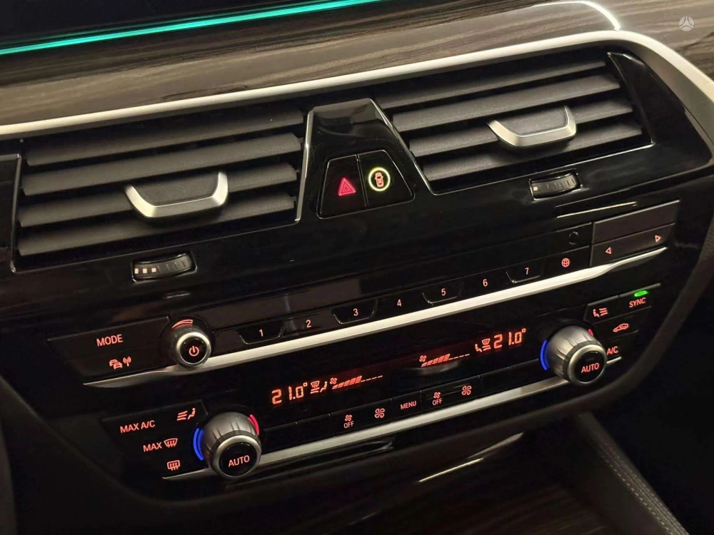 2021 BMW 520 – nuotrauka 13