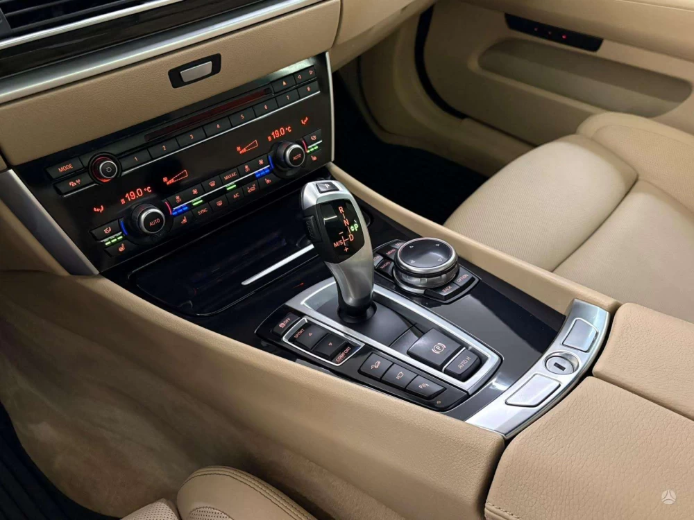2014 BMW 535 Gran Turismo – nuotrauka 13