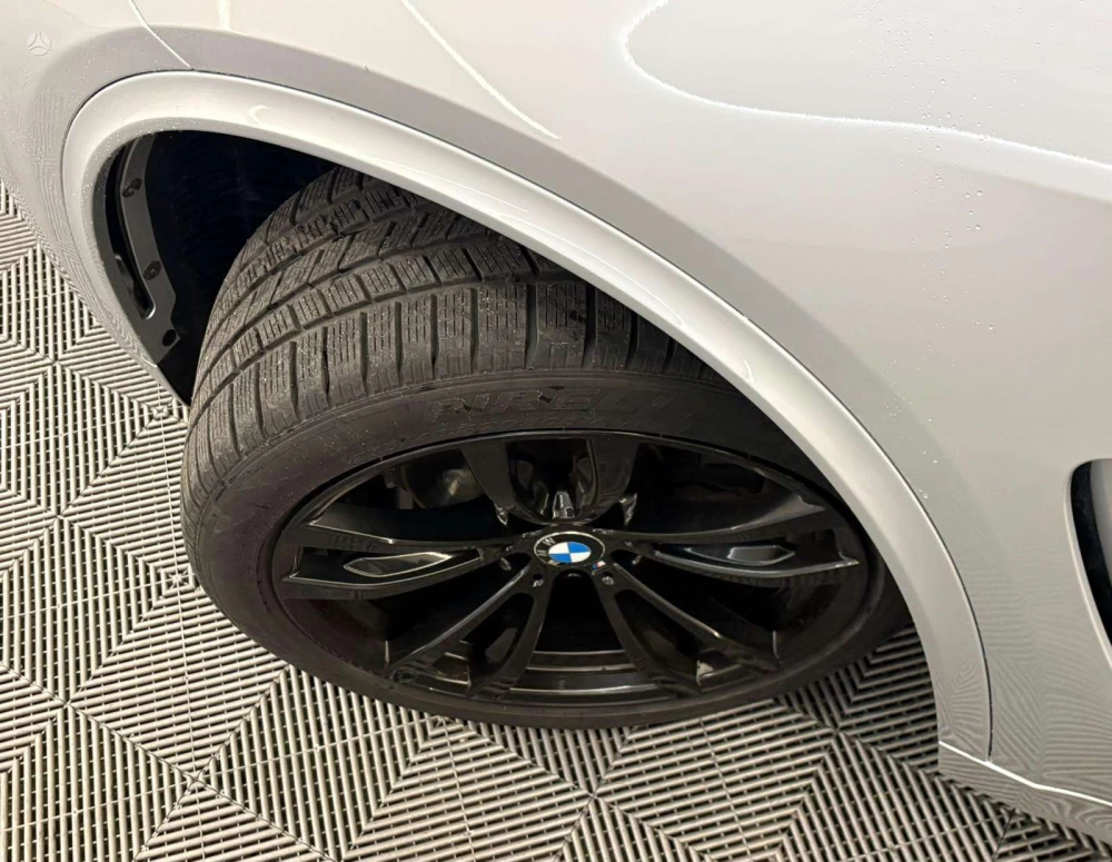 2017 BMW X5 – nuotrauka 24