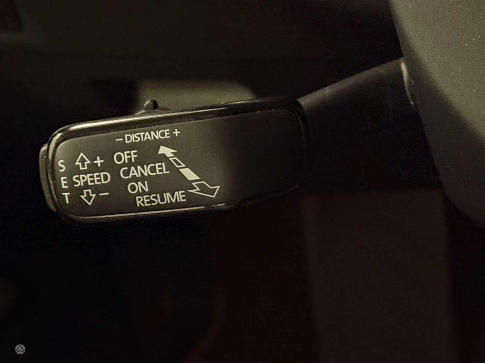 2023 Skoda Octavia – nuotrauka 17