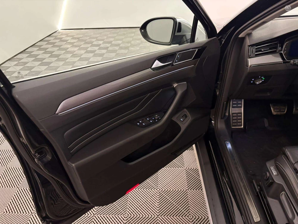2022 Volkswagen Passat Alltrack – nuotrauka 29