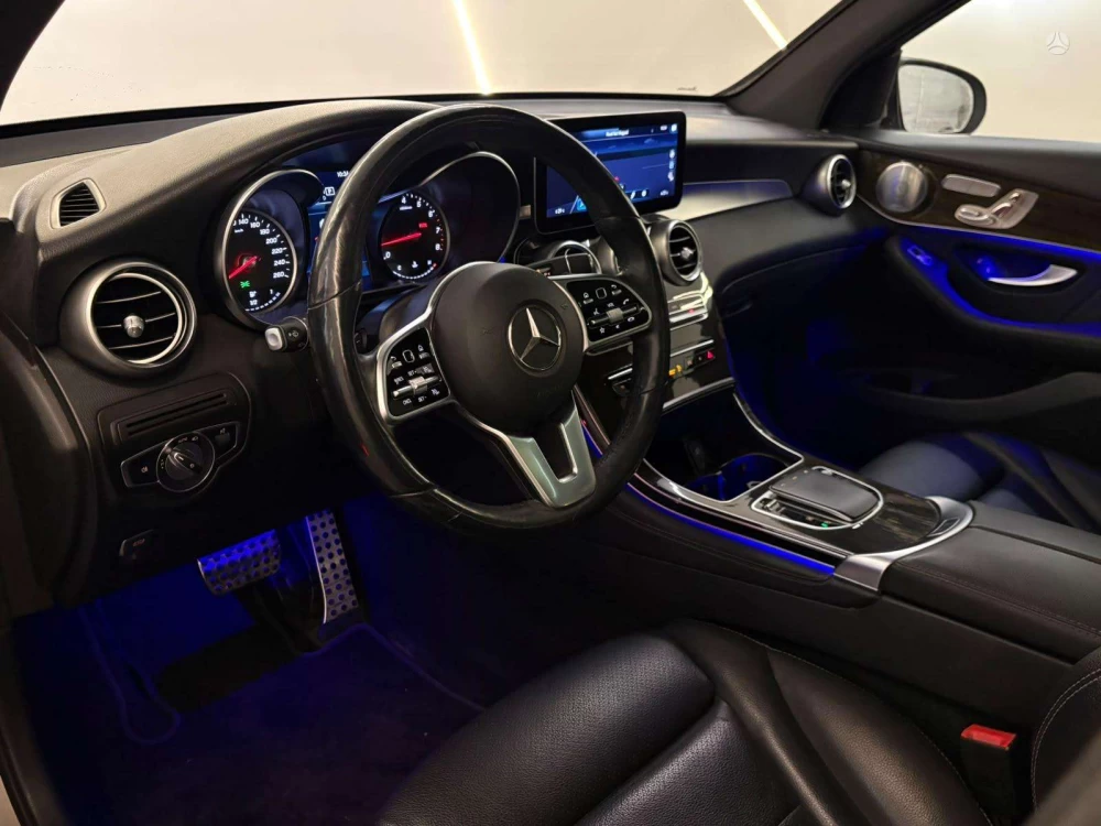2020 Mercedes-Benz GLC300 – nuotrauka 2