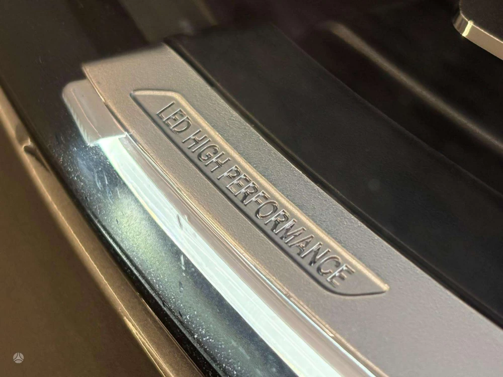 2020 Mercedes-Benz GLC300 – nuotrauka 8