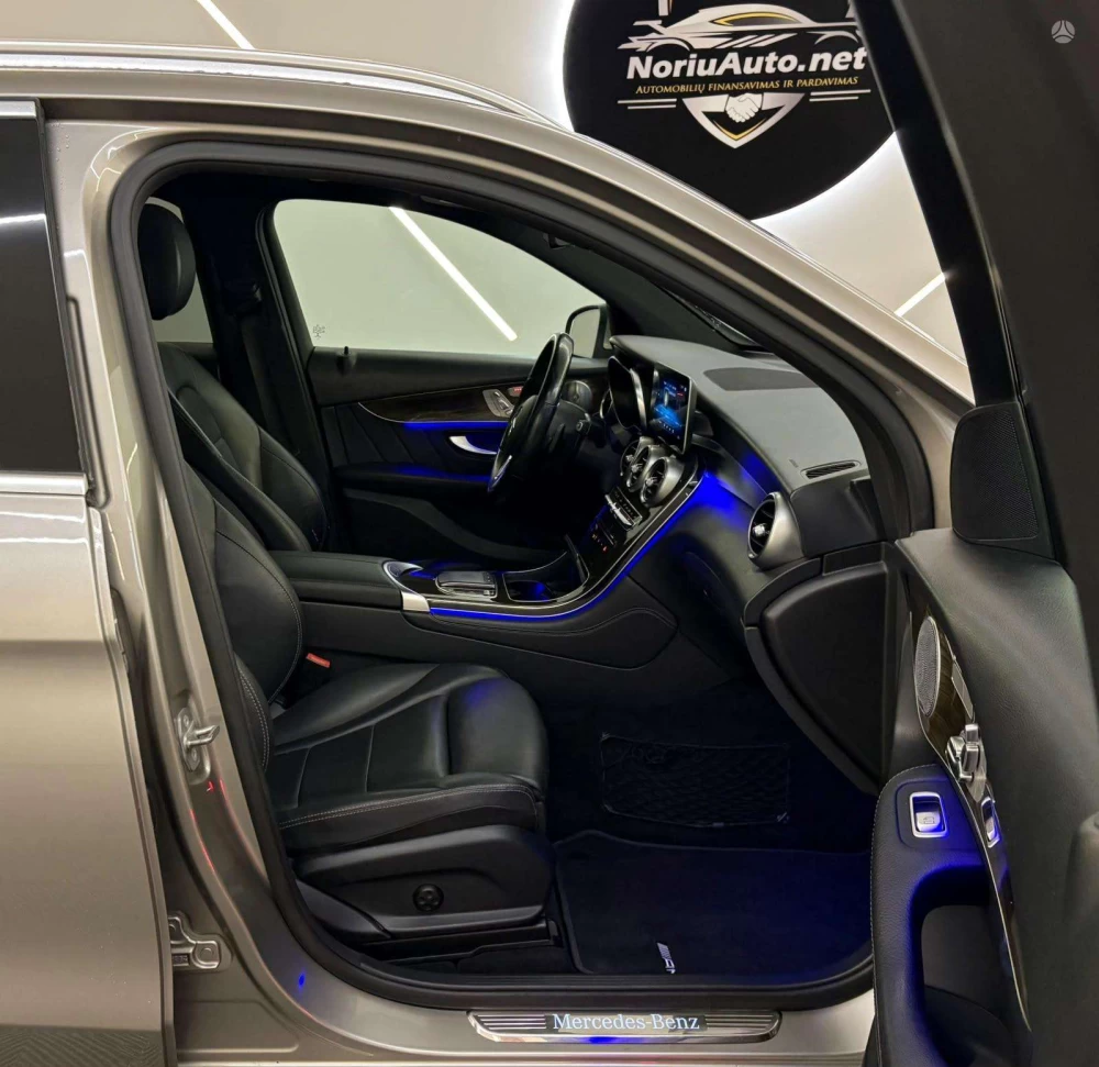 2020 Mercedes-Benz GLC300 – nuotrauka 17