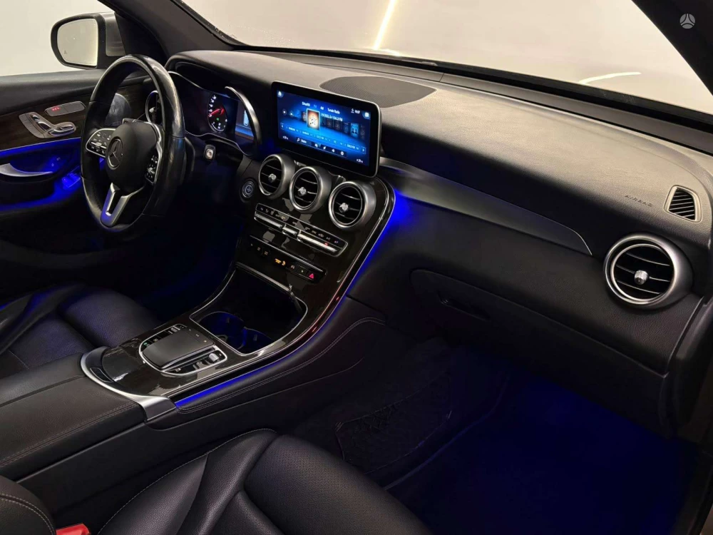 2020 Mercedes-Benz GLC300 – nuotrauka 18