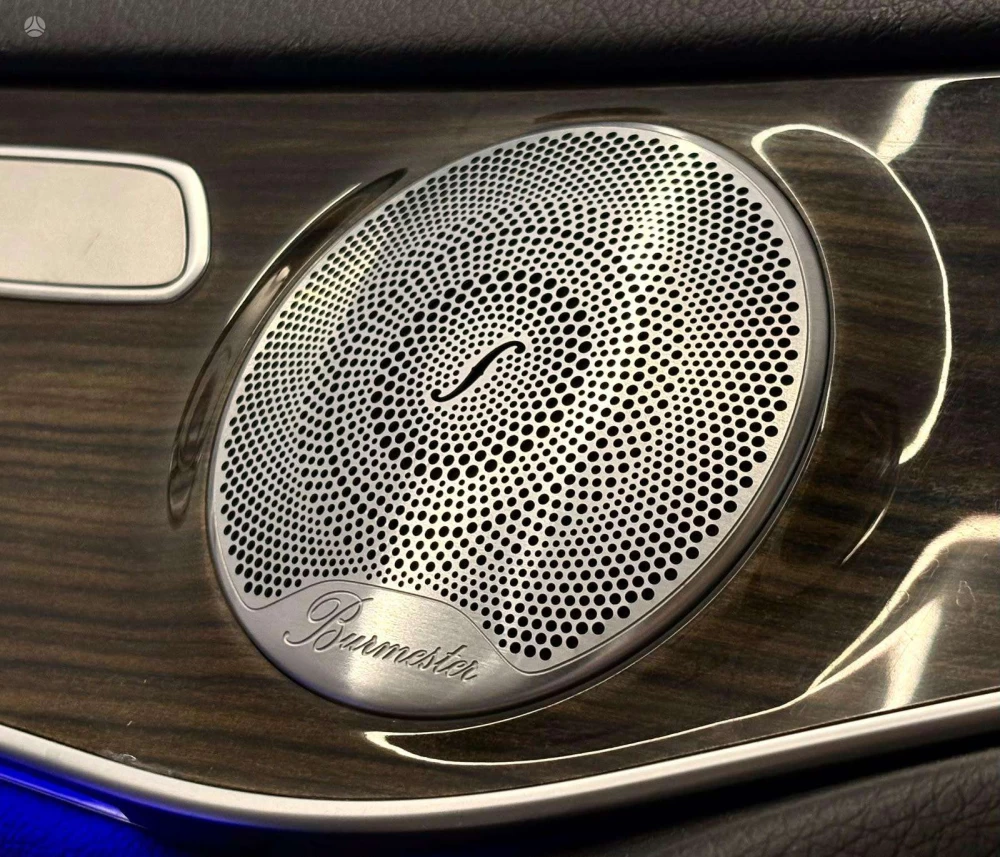 2020 Mercedes-Benz GLC300 – nuotrauka 26