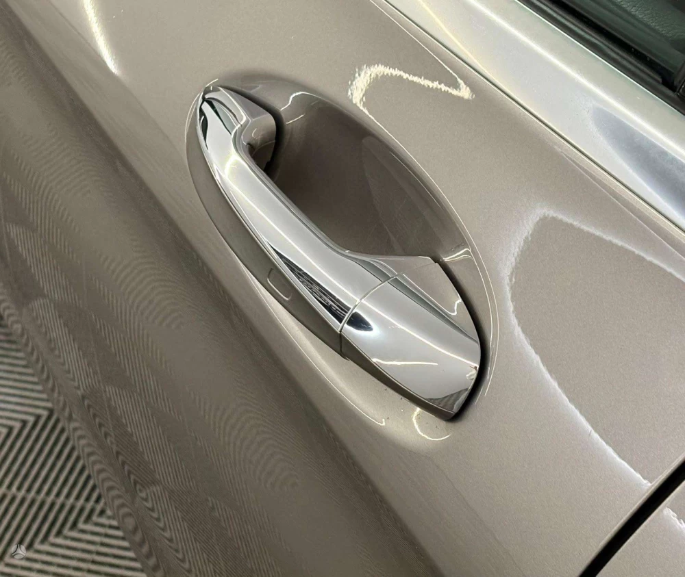 2020 Mercedes-Benz GLC300 – nuotrauka 30