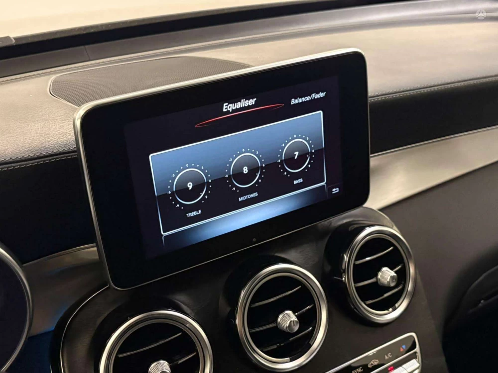 2017 Mercedes-Benz GLC Coupe 220 – nuotrauka 12
