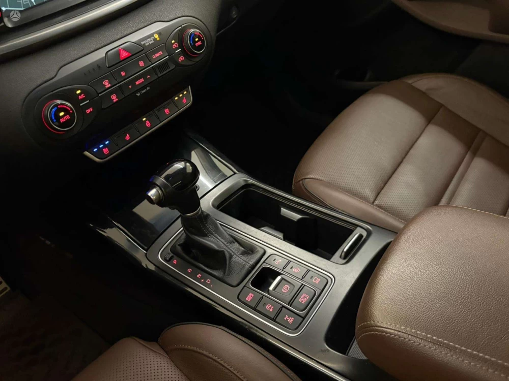 2016 Kia Sorento – nuotrauka 15