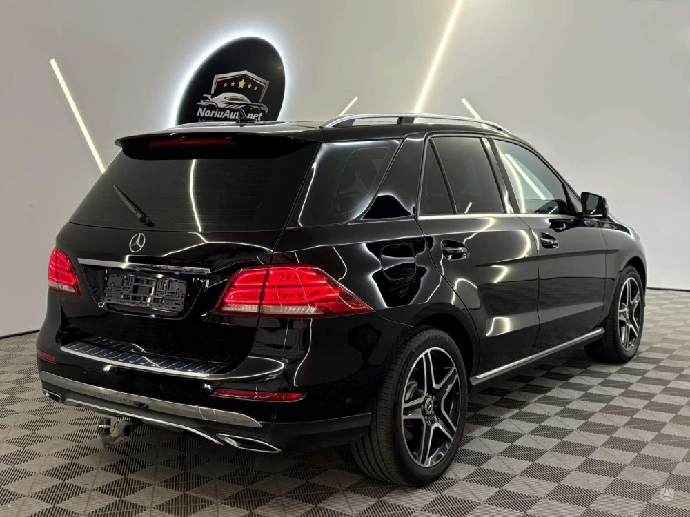 2017 Mercedes-Benz GLE350 – nuotrauka 32