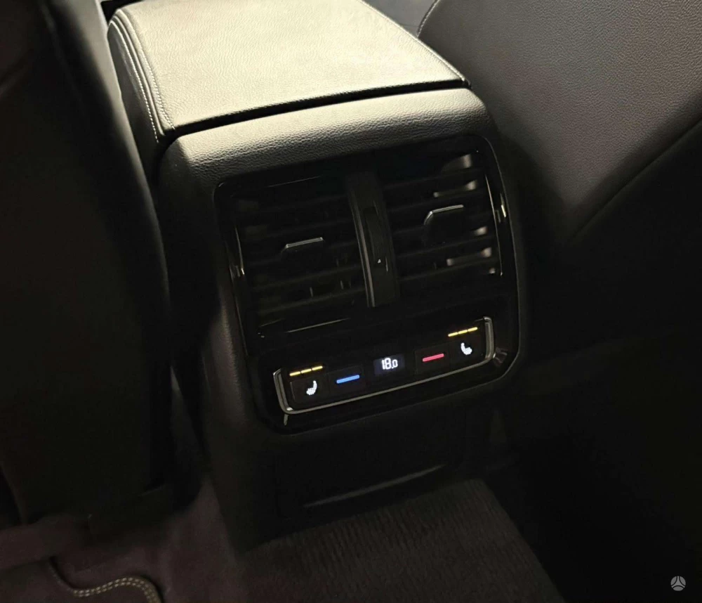2018 Volkswagen Arteon – nuotrauka 30