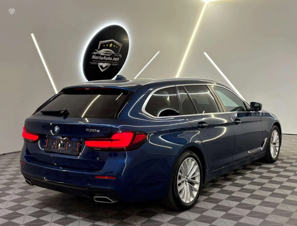 2021 BMW 530 – nuotrauka 34
